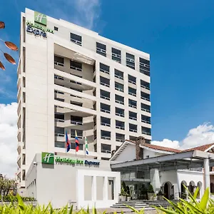 **** Hotel Express By Ihg Ecuador